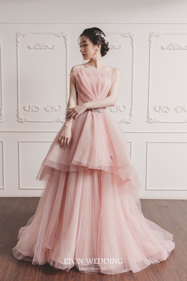 新竹竹北手工婚紗,新竹竹北手工禮服,2025新竹竹北婚紗,2025最新婚紗,2025最新禮服